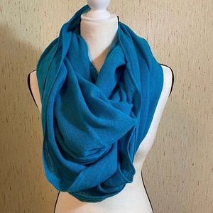 NWOT Accessory St infinity scarf.